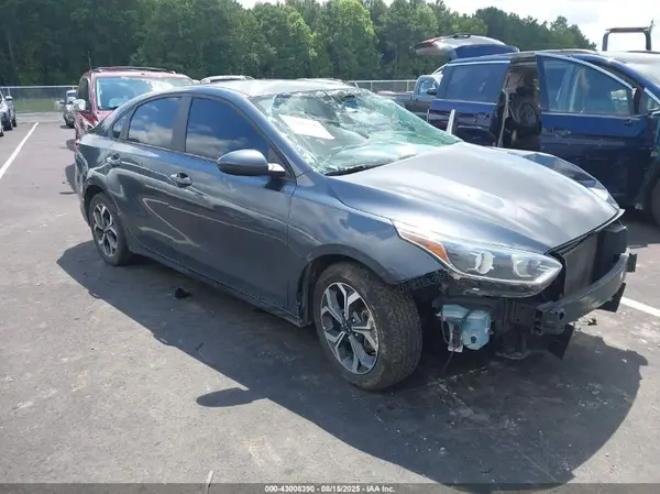 3KPF24ADXME276762 2021 KIA FORTE - Image 1