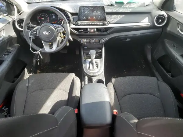 3KPF24ADXME279399 2021 KIA FORTE - Image 8