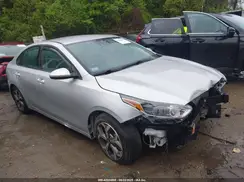 3KPF24ADXME284229 2021 KIA FORTE