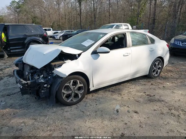 3KPF24ADXME290077 2021 KIA FORTE - Image 2