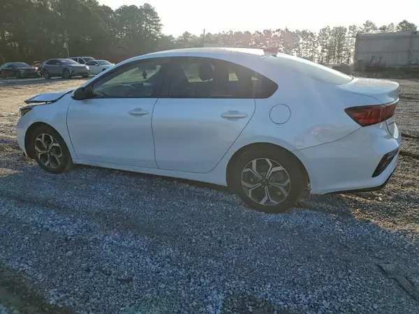 3KPF24ADXME291004 2021 KIA FORTE - Image 2