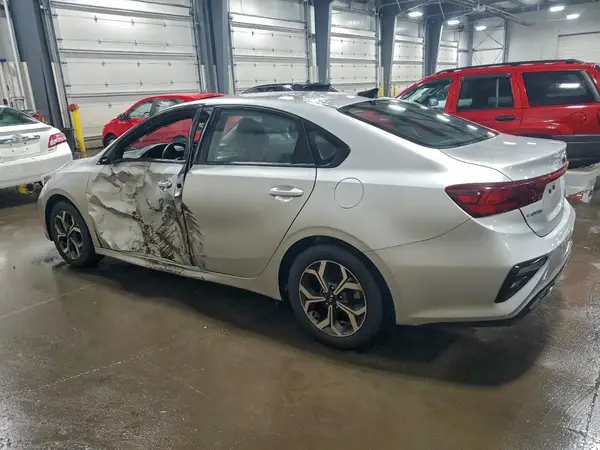 3KPF24ADXME291360 2021 KIA FORTE - Image 2