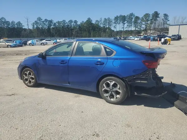 3KPF24ADXME292556 2021 KIA FORTE - Image 2