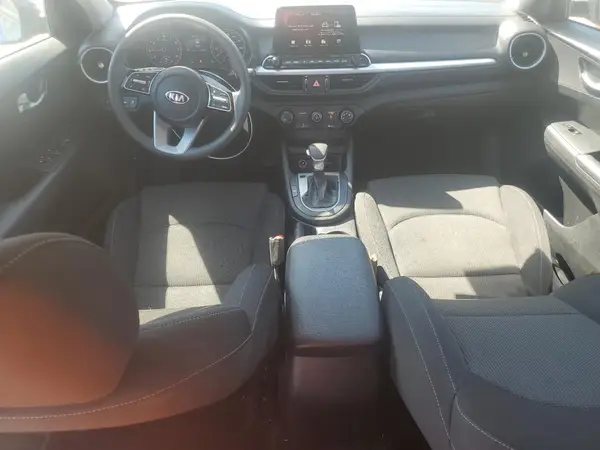 3KPF24ADXME292556 2021 KIA FORTE - Image 8