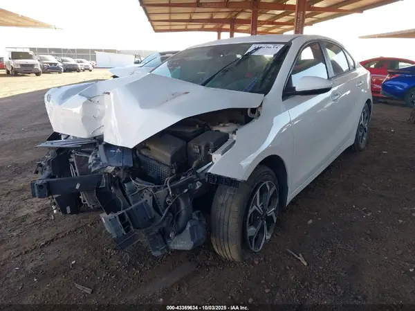 3KPF24ADXME292783 2021 KIA FORTE - Image 2