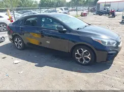 3KPF24ADXME294503 2021 KIA FORTE