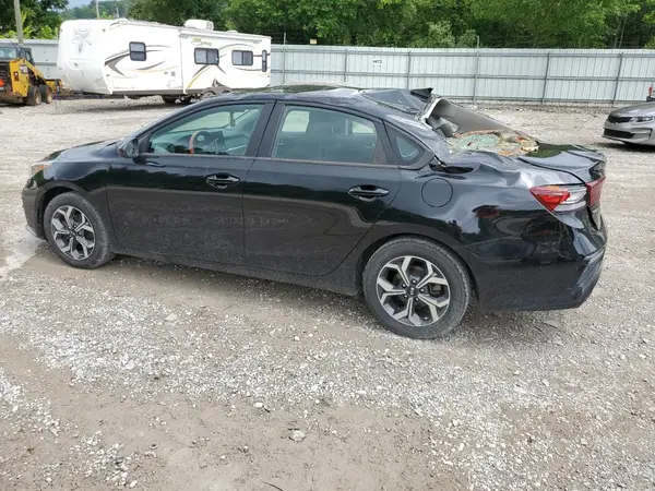3KPF24ADXME296686 2021 KIA FORTE - Image 2