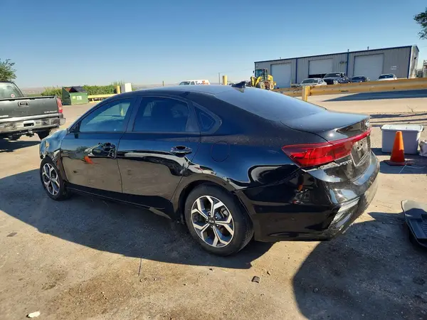 3KPF24ADXME296798 2021 KIA FORTE - Image 2