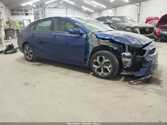3KPF24ADXME299085 2021 KIA FORTE
