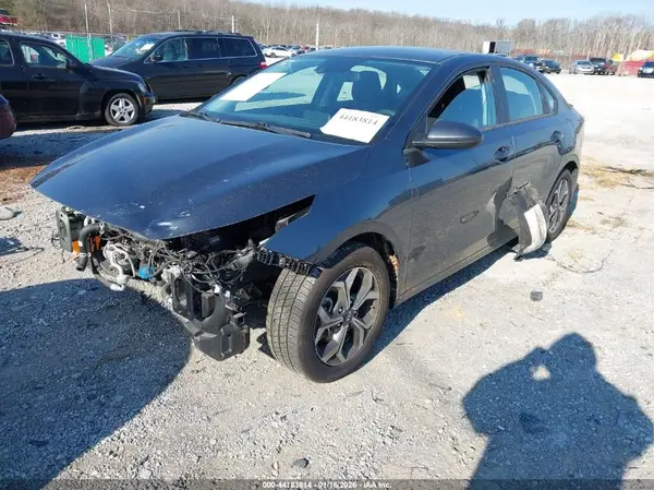 3KPF24ADXME301689 2021 KIA FORTE - Image 2