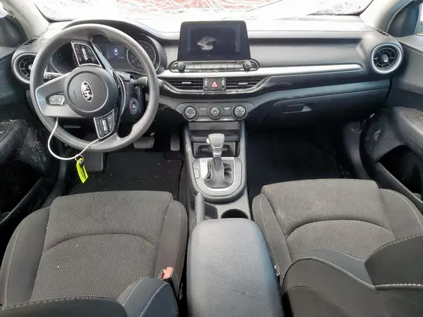 3KPF24ADXME302146 2021 KIA FORTE - Image 8