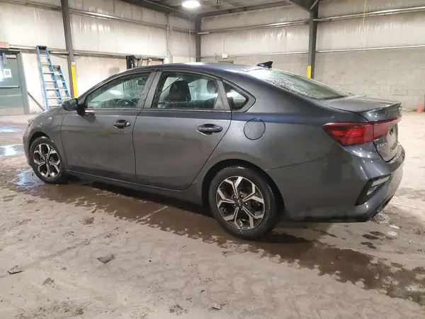 3KPF24ADXME306116 2021 KIA FORTE - Image 2