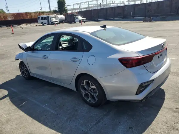 3KPF24ADXME306441 2021 KIA FORTE - Image 2