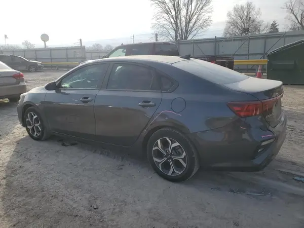 3KPF24ADXME308397 2021 KIA FORTE - Image 2