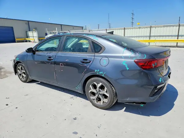 3KPF24ADXME309873 2021 KIA FORTE - Image 2