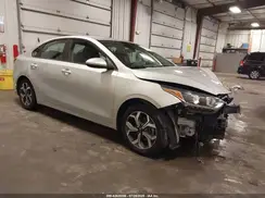 3KPF24ADXME310103 2021 KIA FORTE