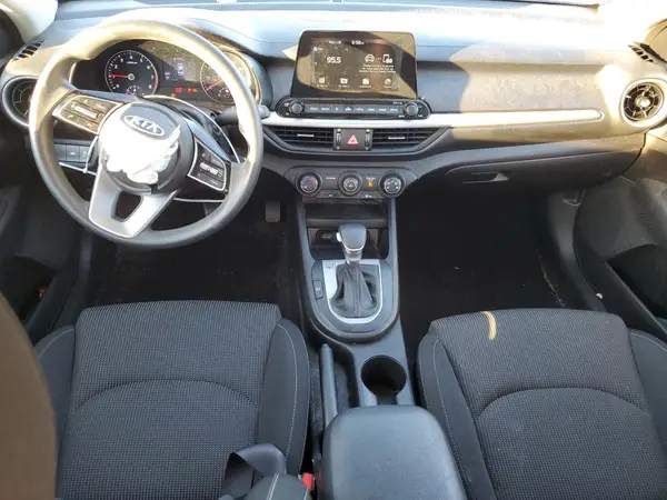 3KPF24ADXME310649 2021 KIA FORTE - Image 8