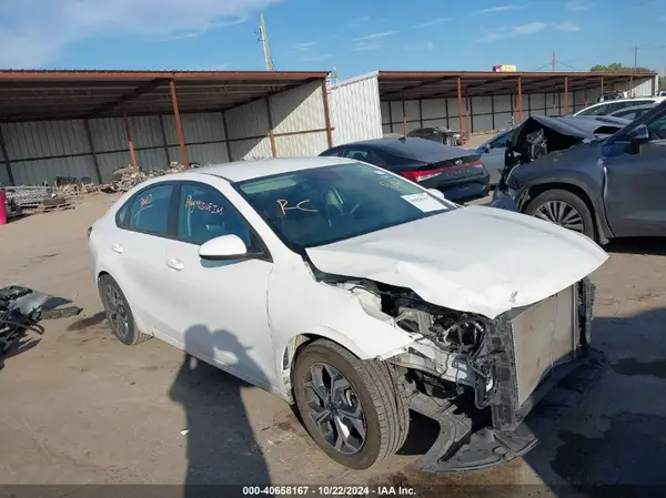 3KPF24ADXME311459 2021 KIA FORTE - Image 1