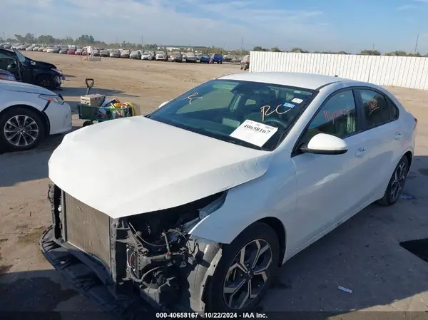 3KPF24ADXME311459 2021 KIA FORTE - Image 2
