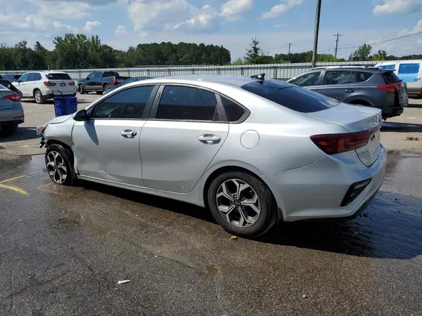 3KPF24ADXME311543 2021 KIA FORTE - Image 2