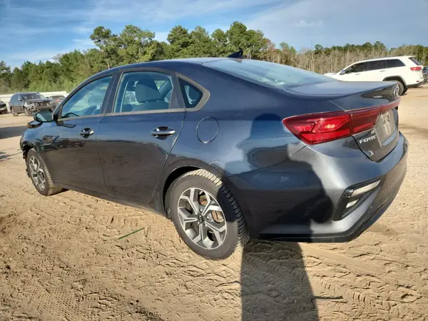 3KPF24ADXME317231 2021 KIA FORTE - Image 2