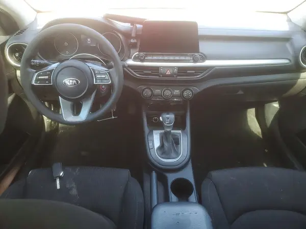 3KPF24ADXME317827 2021 KIA FORTE - Image 8