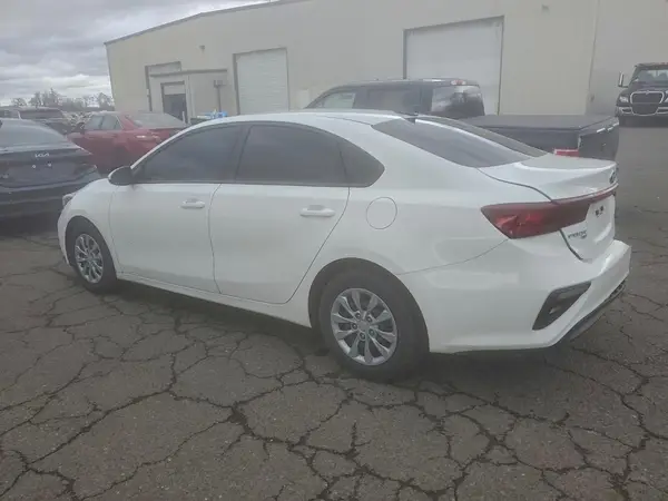 3KPF24ADXME319982 2021 KIA FORTE - Image 2