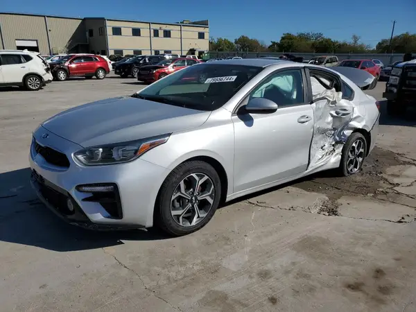 3KPF24ADXME323255 2021 KIA FORTE - Image 1