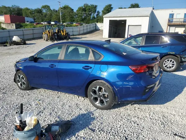 3KPF24ADXME325152 2021 KIA FORTE - Image 2