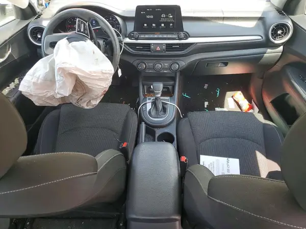 3KPF24ADXME327824 2021 KIA FORTE - Image 8