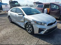 3KPF24ADXME330593 2021 KIA FORTE
