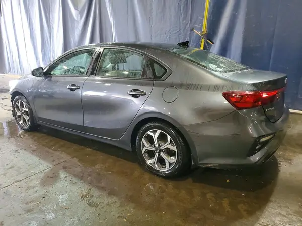 3KPF24ADXME331520 2021 KIA FORTE - Image 2