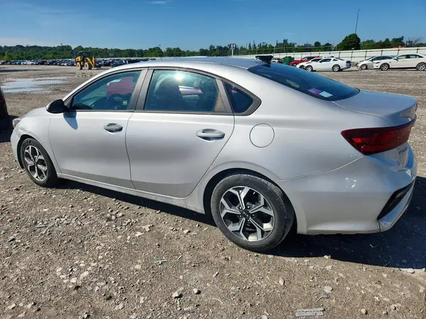 3KPF24ADXME331744 2021 KIA FORTE - Image 2
