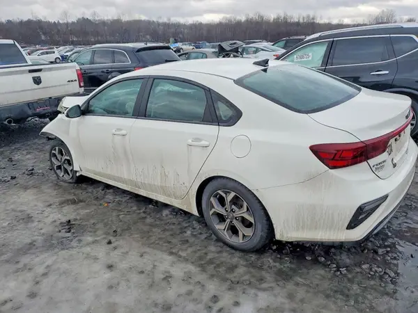 3KPF24ADXME332134 2021 KIA FORTE - Image 2