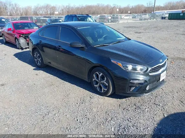 3KPF24ADXME332599 2021 KIA FORTE - Image 1