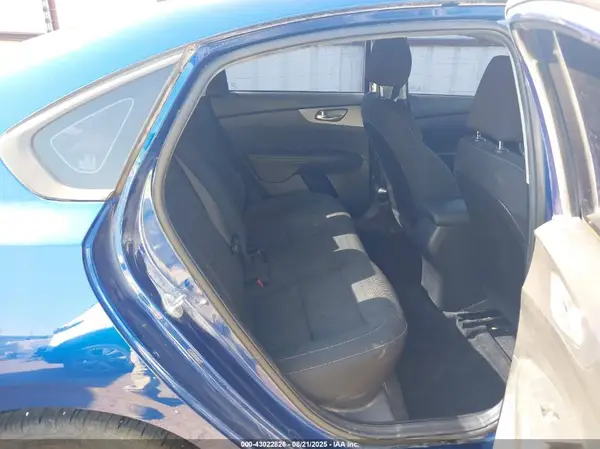 3KPF24ADXME338421 2021 KIA FORTE - Image 8