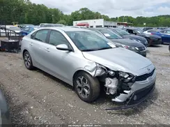 3KPF24ADXME339360 2021 KIA FORTE