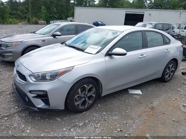 3KPF24ADXME339360 2021 KIA FORTE - Image 2