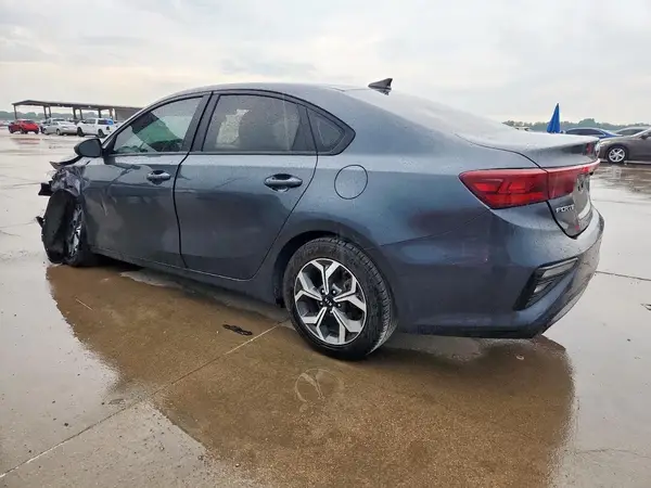 3KPF24ADXME340217 2021 KIA FORTE - Image 2