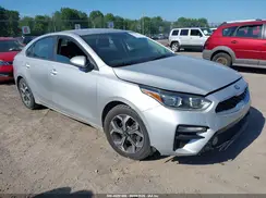 3KPF24ADXME341464 2021 KIA FORTE