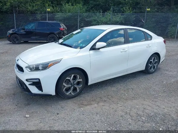 3KPF24ADXME343876 2021 KIA FORTE - Image 2