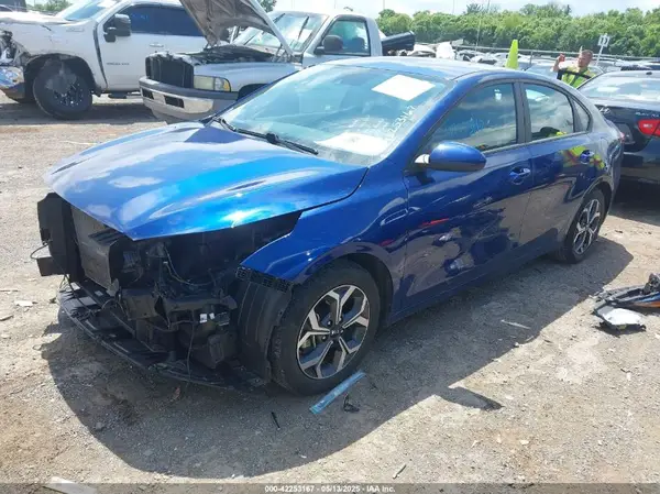 3KPF24ADXME344784 2021 KIA FORTE - Image 2