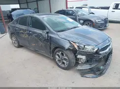 3KPF24ADXME352996 2021 KIA FORTE