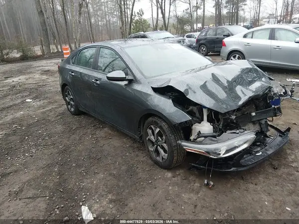 3KPF24ADXME353128 2021 KIA FORTE - Image 1