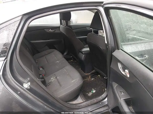 3KPF24ADXME353128 2021 KIA FORTE - Image 8