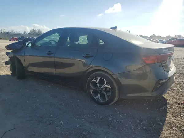 3KPF24ADXME353596 2021 KIA FORTE - Image 2