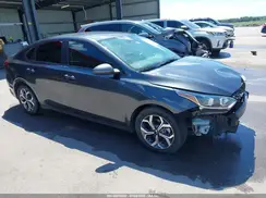 3KPF24ADXME353940 2021 KIA FORTE