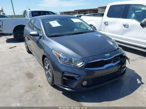 3KPF24ADXME356322 2021 KIA FORTE - Image 1