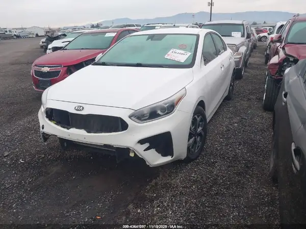 3KPF24ADXME357955 2021 KIA FORTE - Image 2