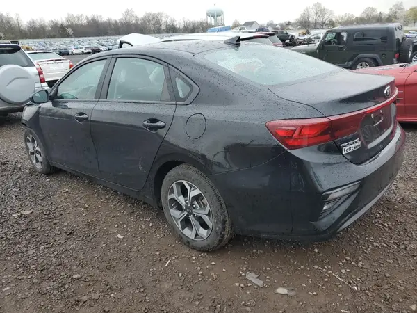 3KPF24ADXME369443 2021 KIA FORTE - Image 2